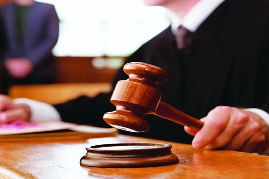 judge